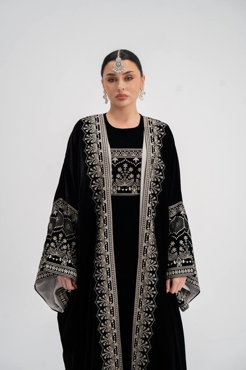 Black abaya