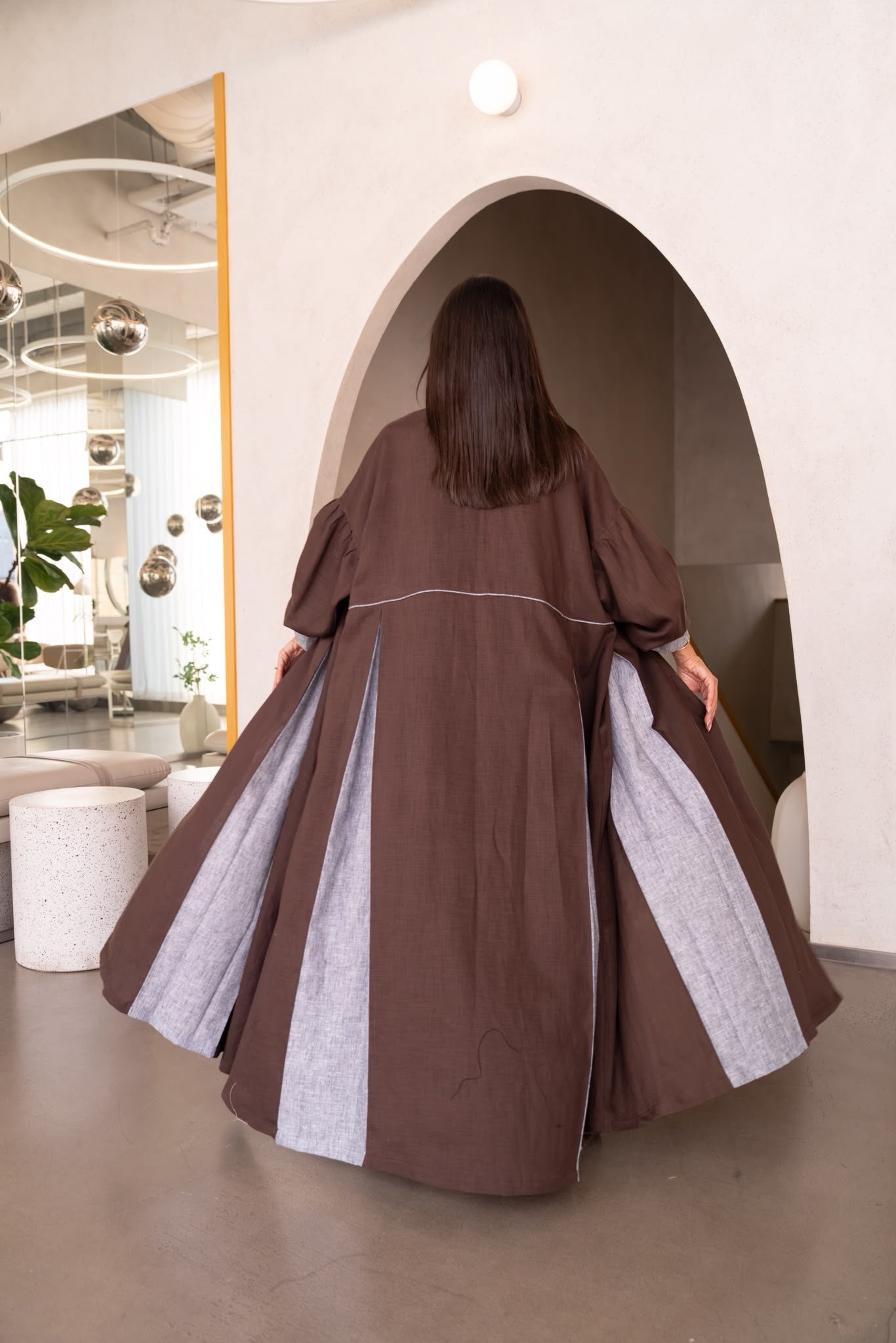 A brown linen abaya.C:6825