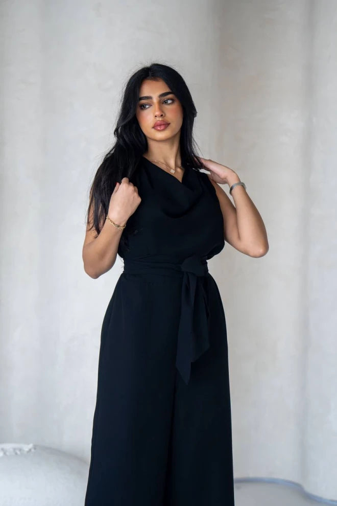Linen jumpsuit in black color C:195
