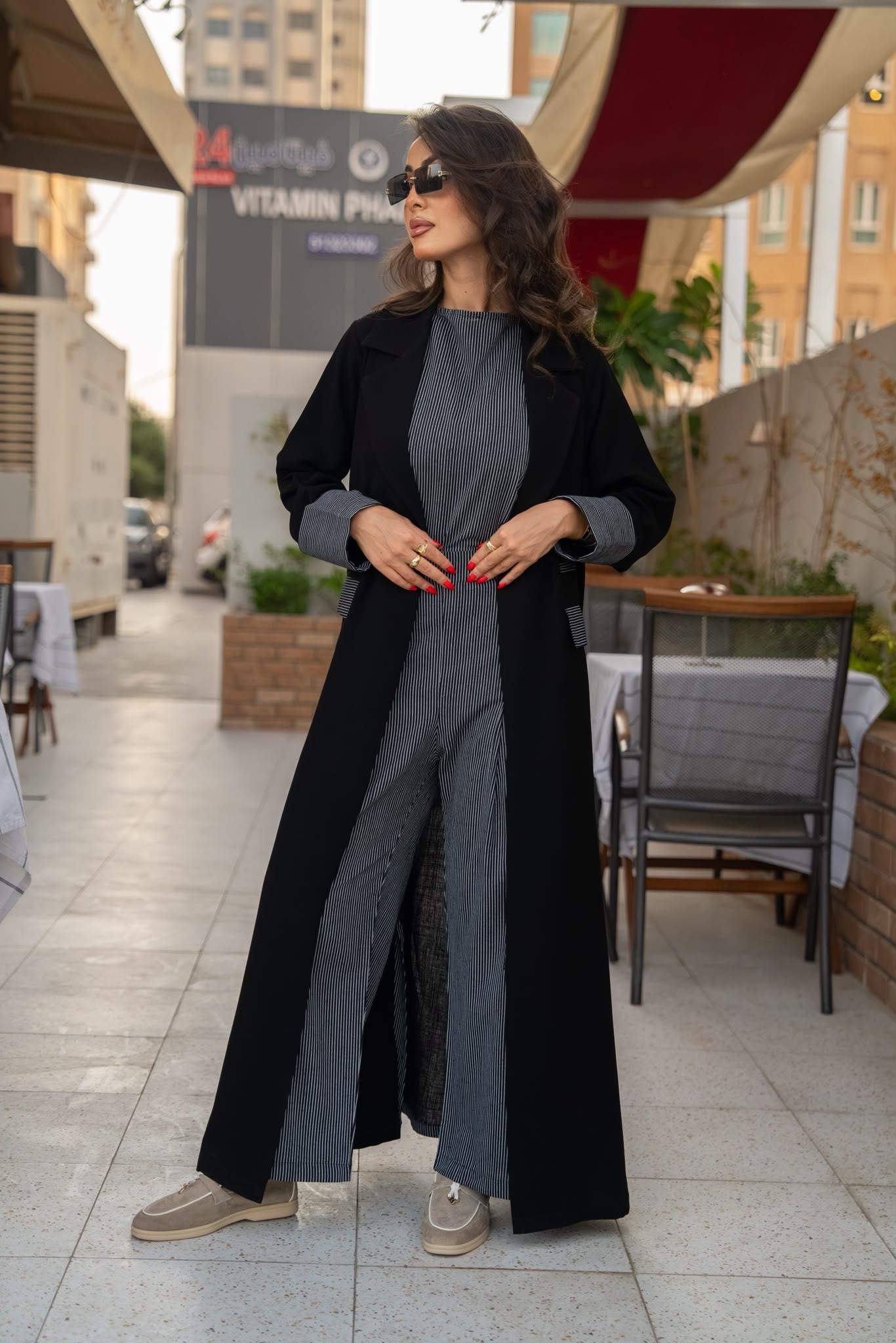 Crepe blazer abaya with striped linen.C:6643