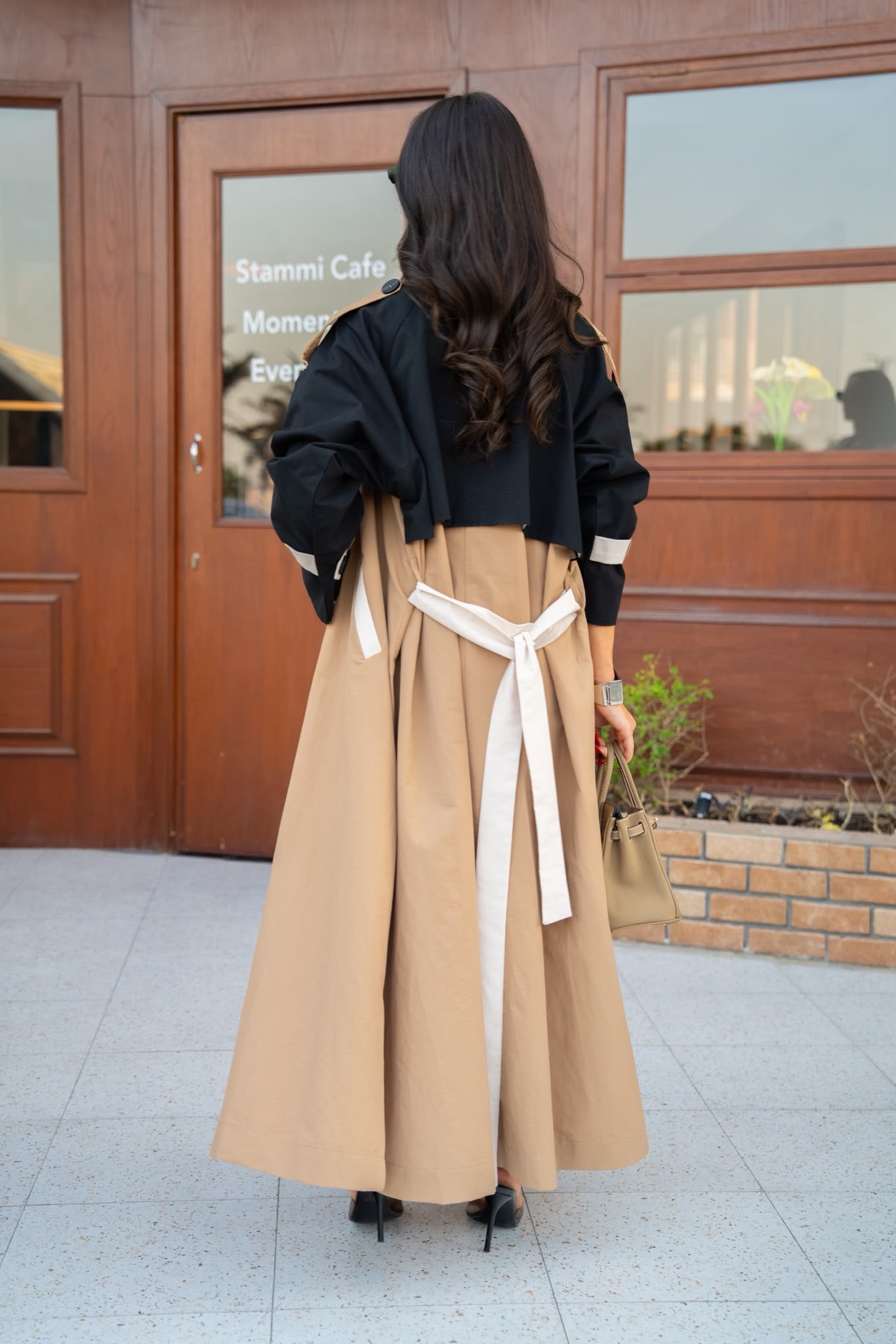 Beige trench coat.C:6815