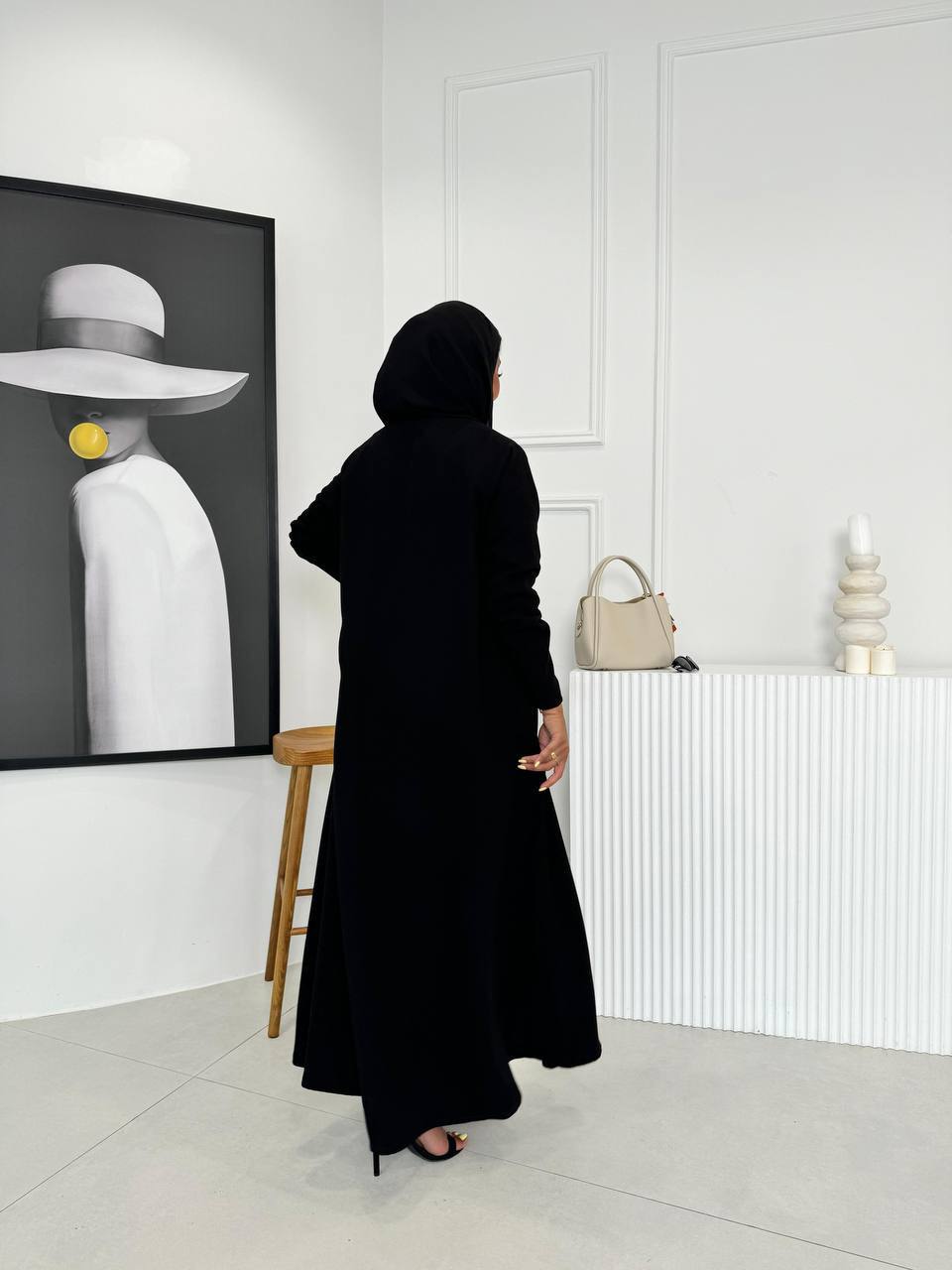 Line Black