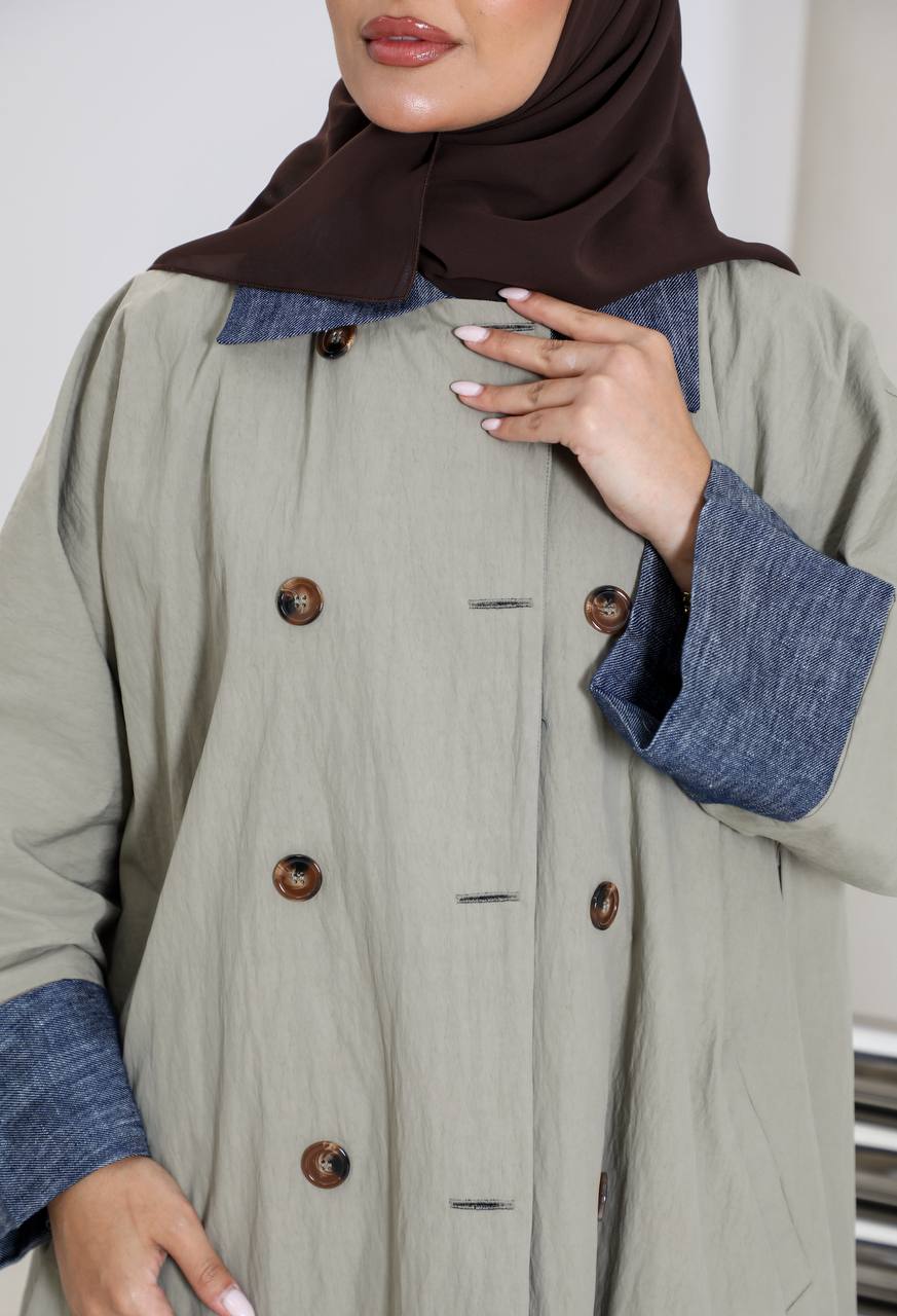 Free size trench coat, in pistachio color with denim details C:6656