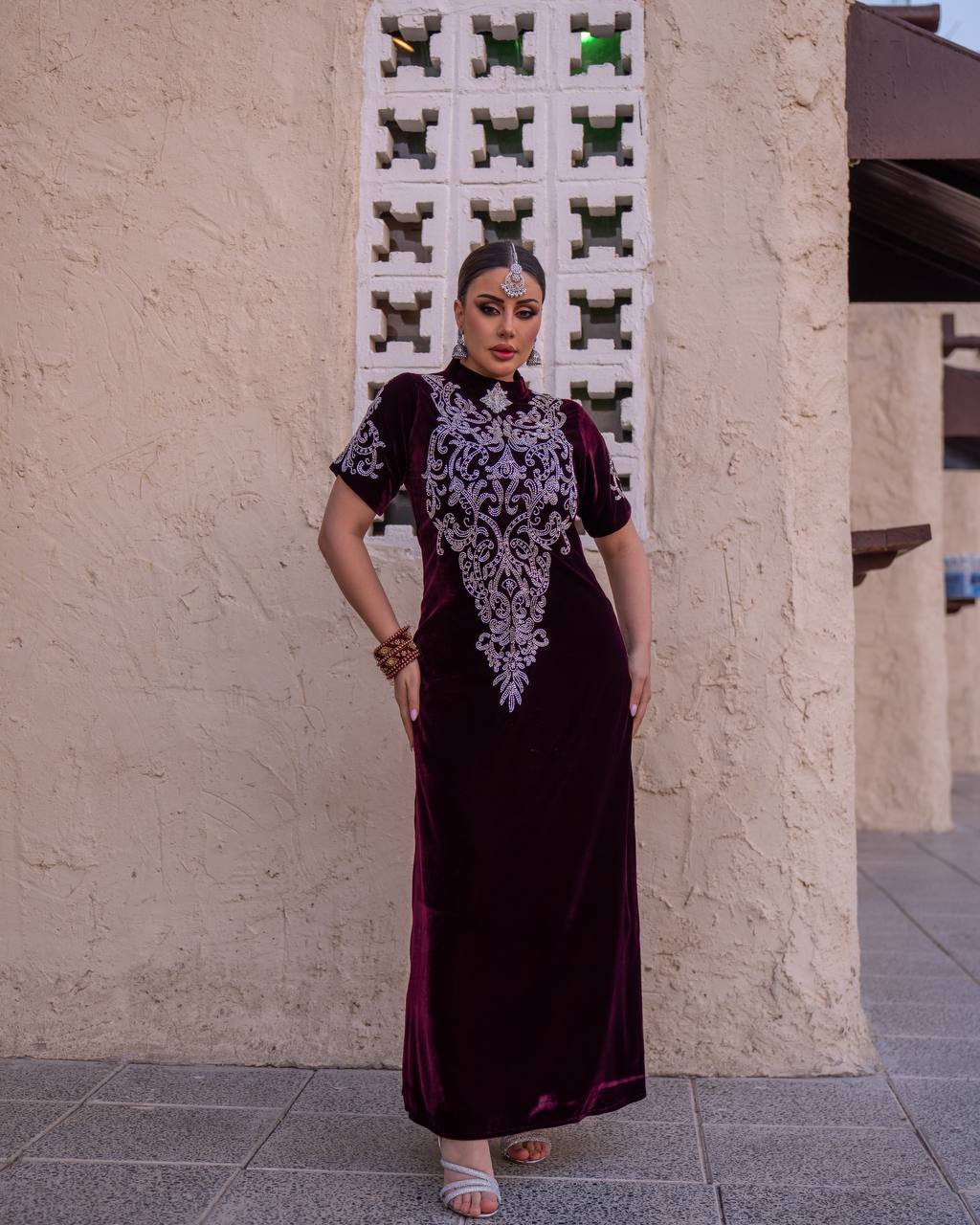Burgundy velvet abaya and dress set. C:6731