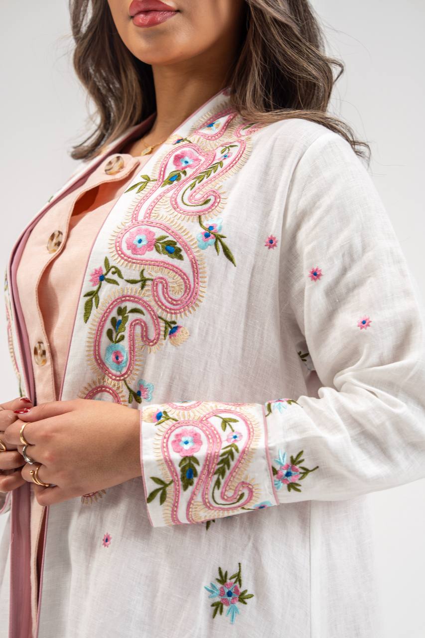 Linen abaya in white with embroidery . C:6772