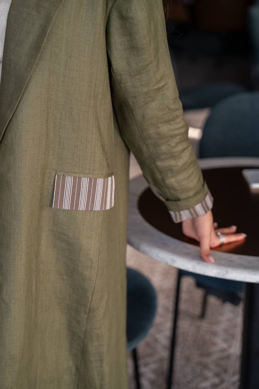 عباية بخام اللينن باللون الاخضر .C: 6777