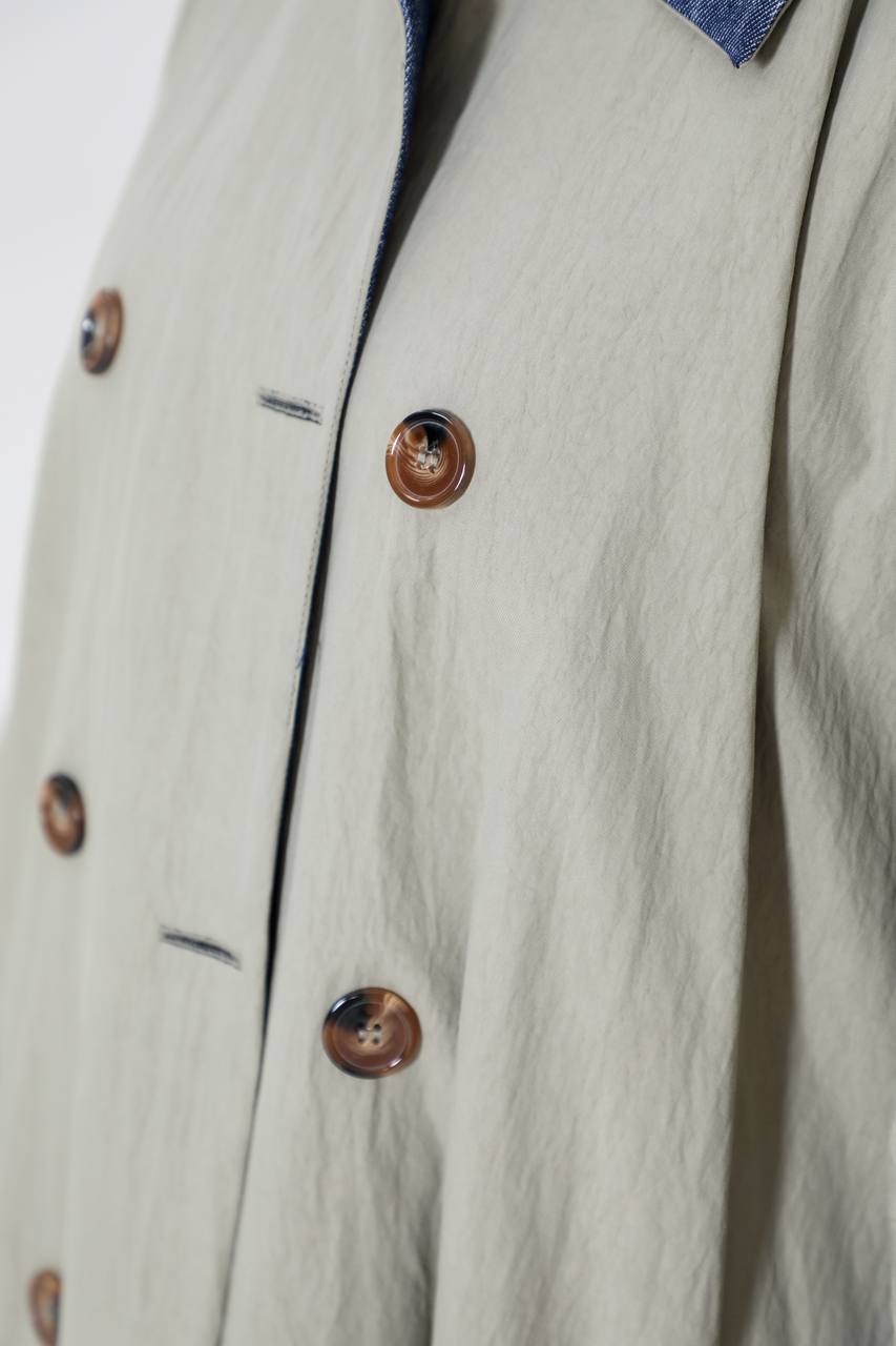 Free size trench coat, in pistachio color with denim details C:6656