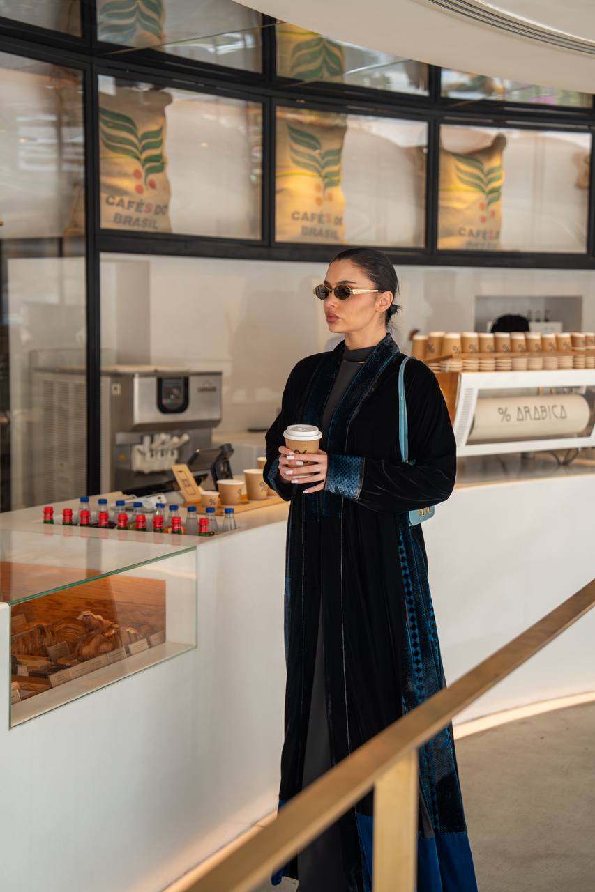 Black and turquoise velvet abaya. C:6701