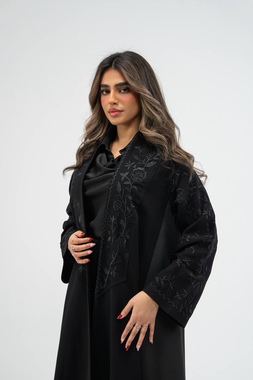 Black crepe abaya with embroidery . C:6710 black crepe