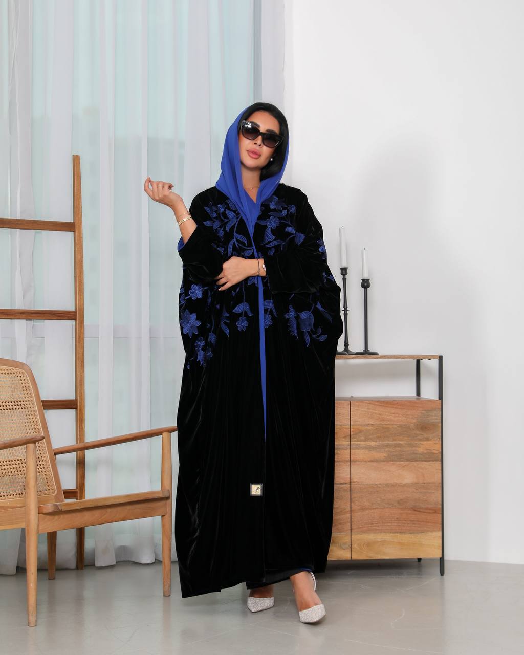 Abaya Black Velvet Blue Embroidered Besht 6340Blue (Free size)