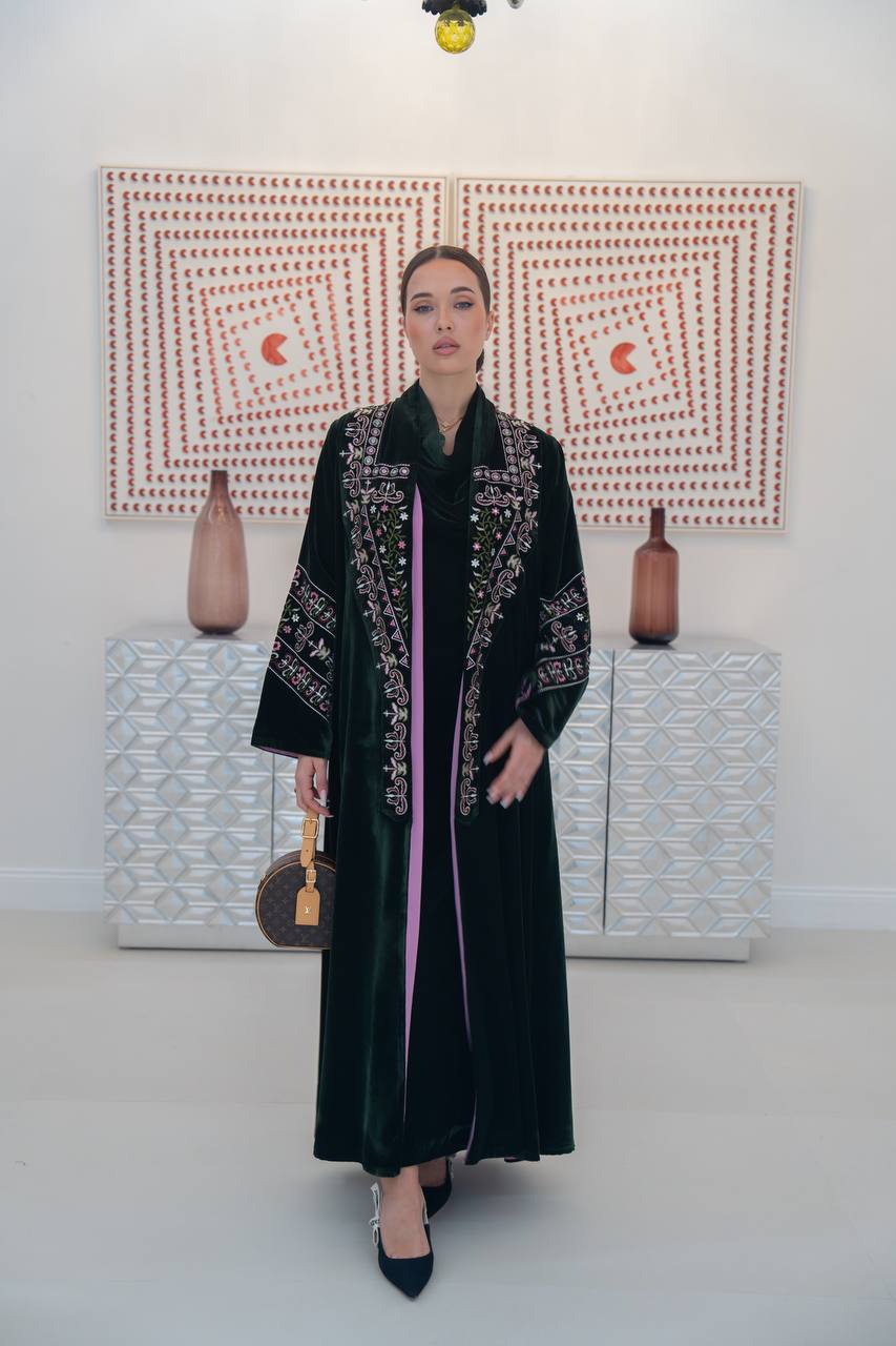 Embroidered velvet abaya, olive green. C:6708