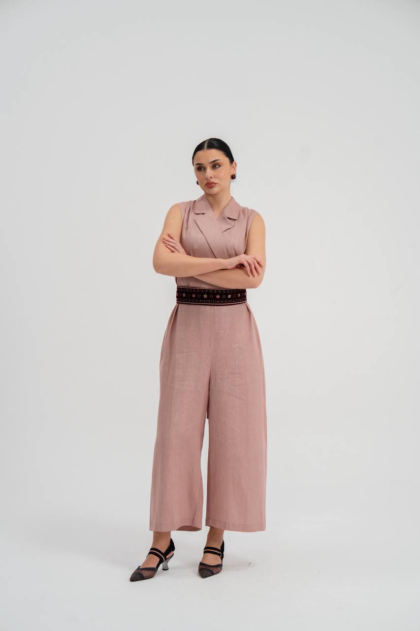 Pink linen jumpsuit.C:228