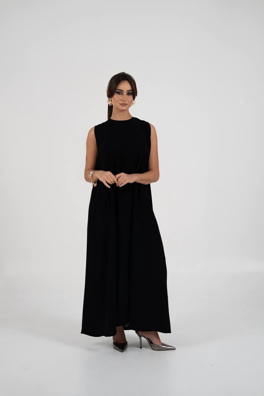 Linen dress in black. C:232