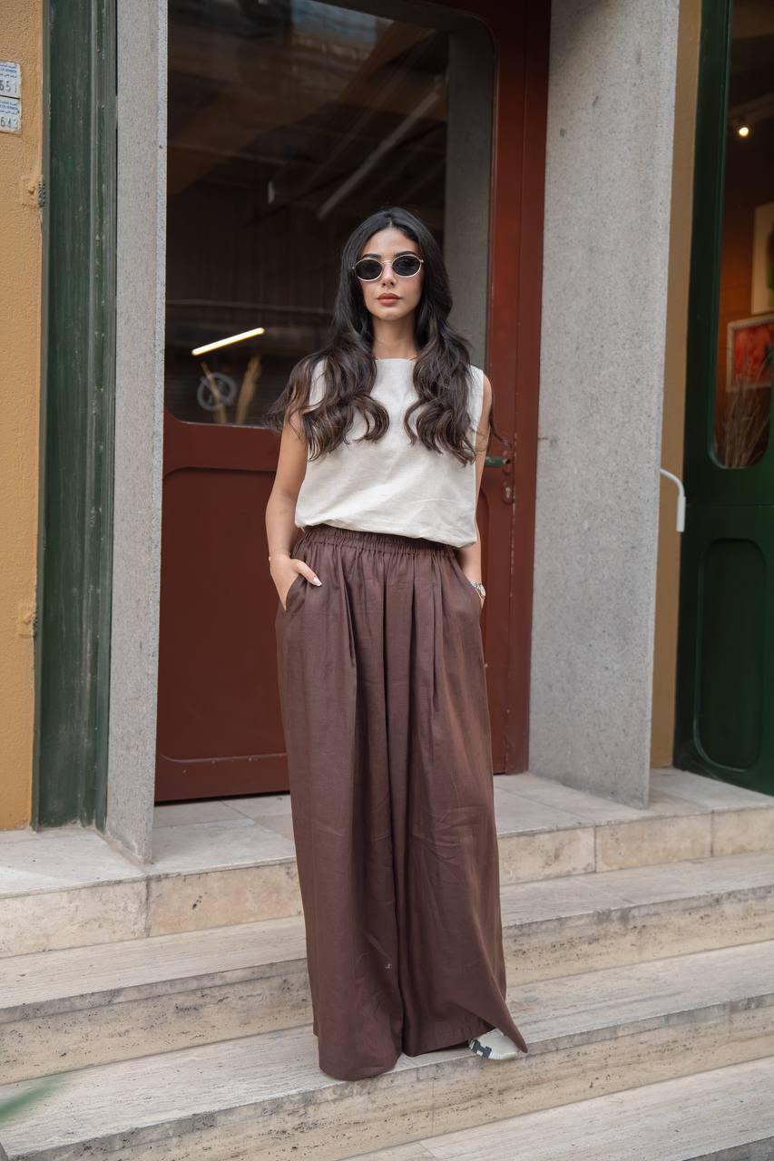 Beige blouse and brown trousers set, linen. C:235 Beige/Brown