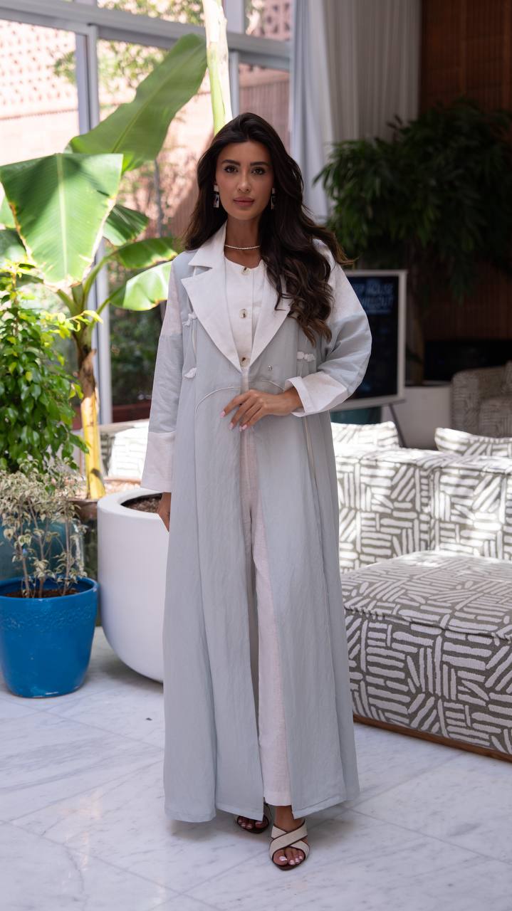 Linen blazer abaya with pleats on the sides.C:6796
