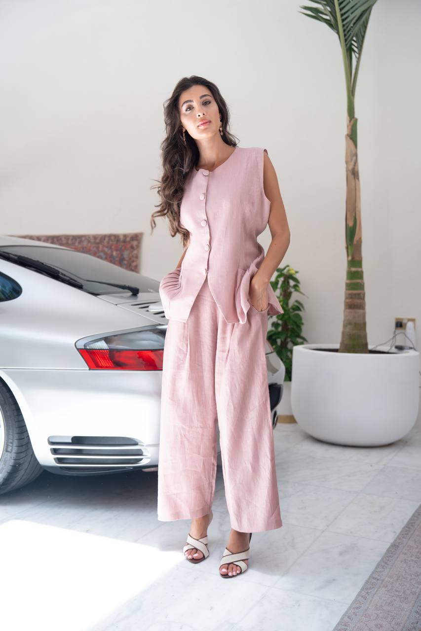 Pink vest and pants set.C:241