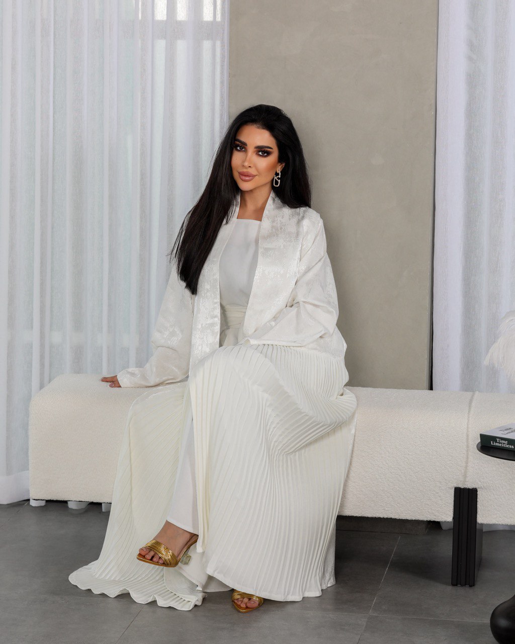 ABAYA CREPE WITH PLEATED C:6419WITHE