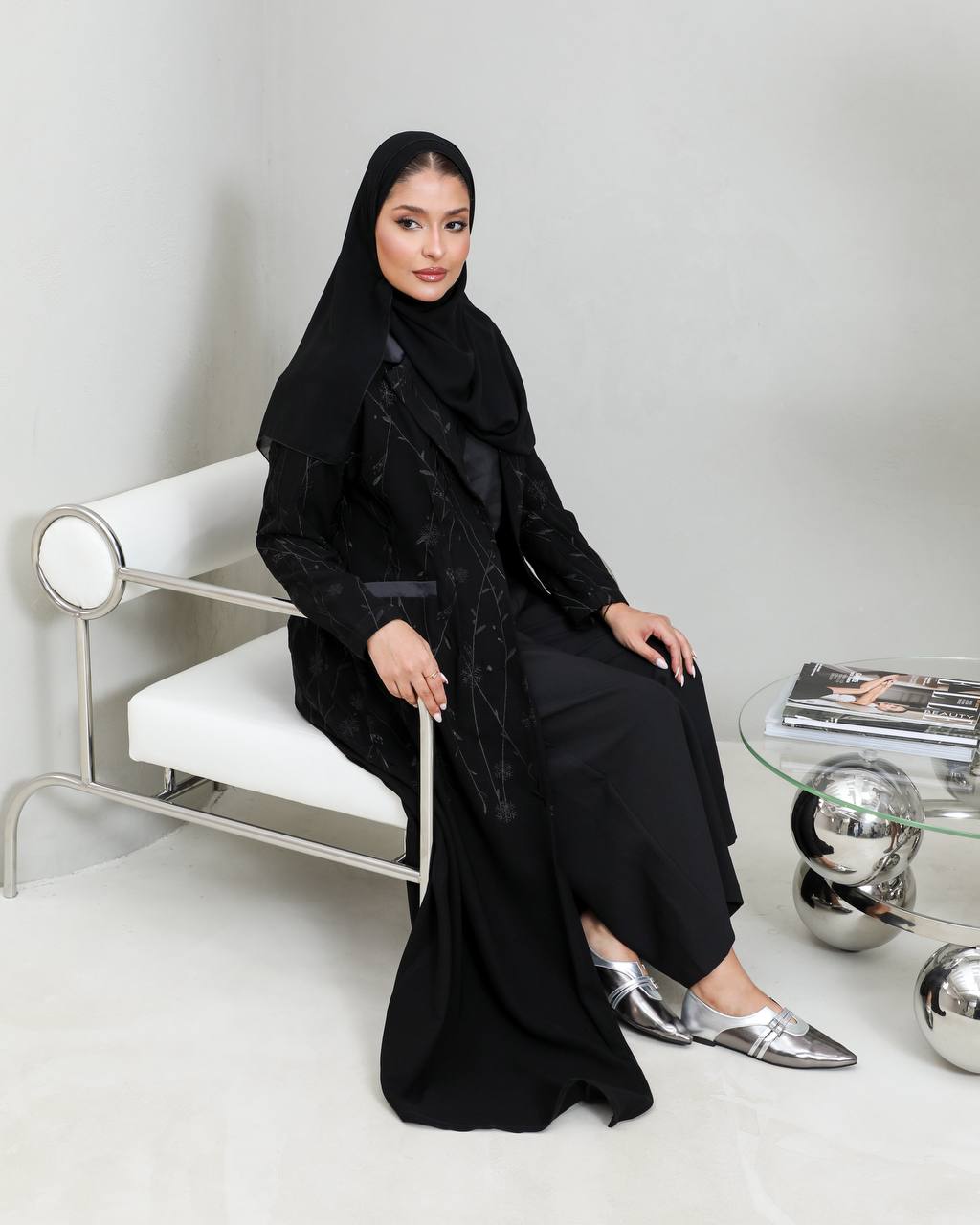 Black crepe blazer abaya with embroidery C:6658