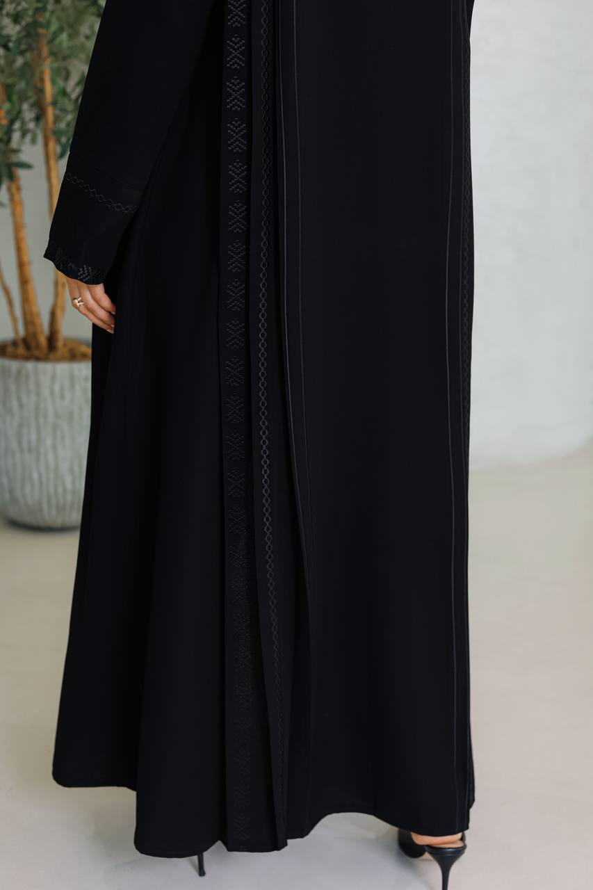 Black crepe abaya with embroidery C:6671