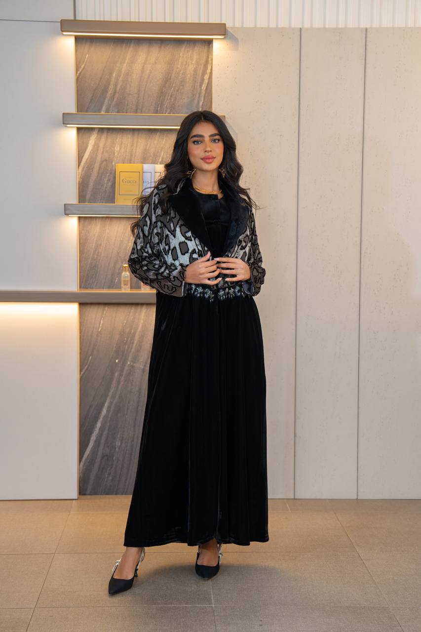 Black velvet blazer abaya. C:6703