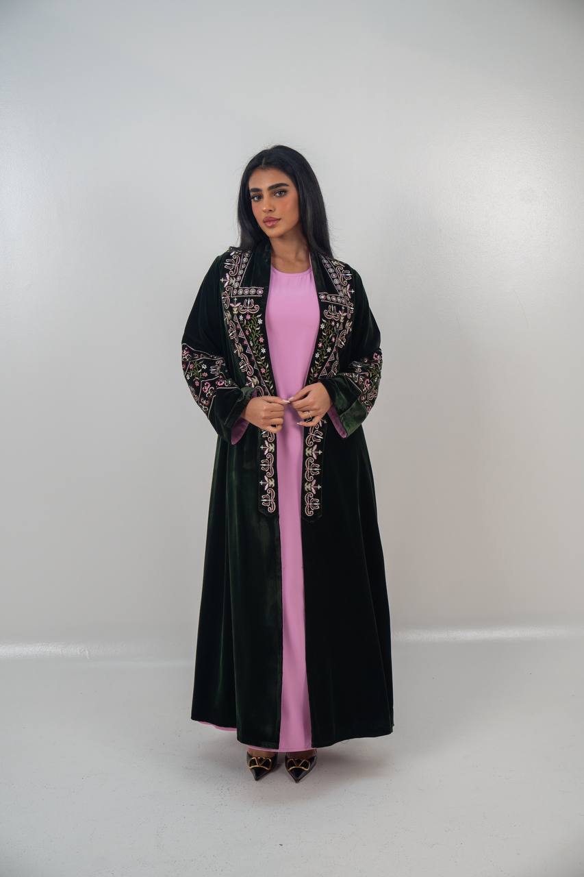 Embroidered velvet abaya, olive green. C:6708