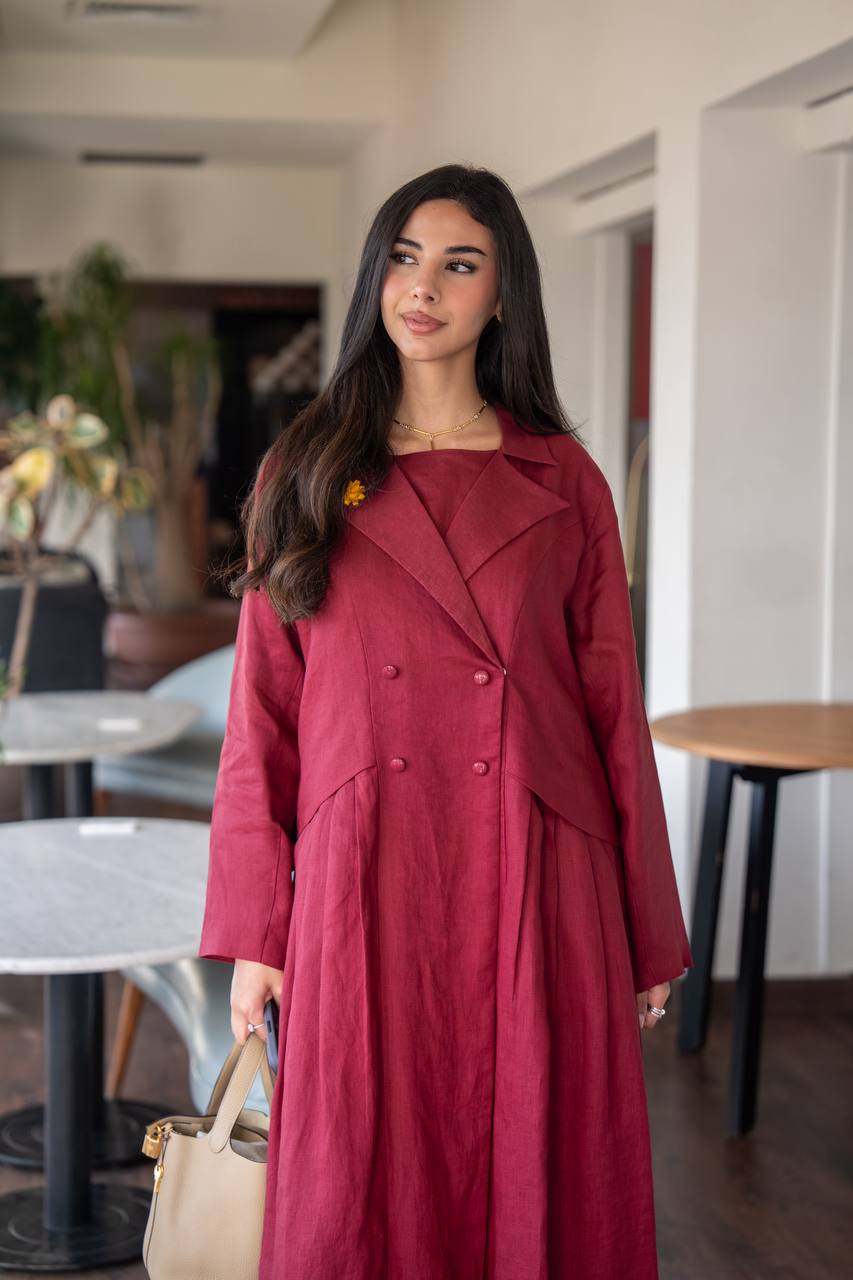 عباية بخام اللينن باللون الاحمر . C: 6776 red