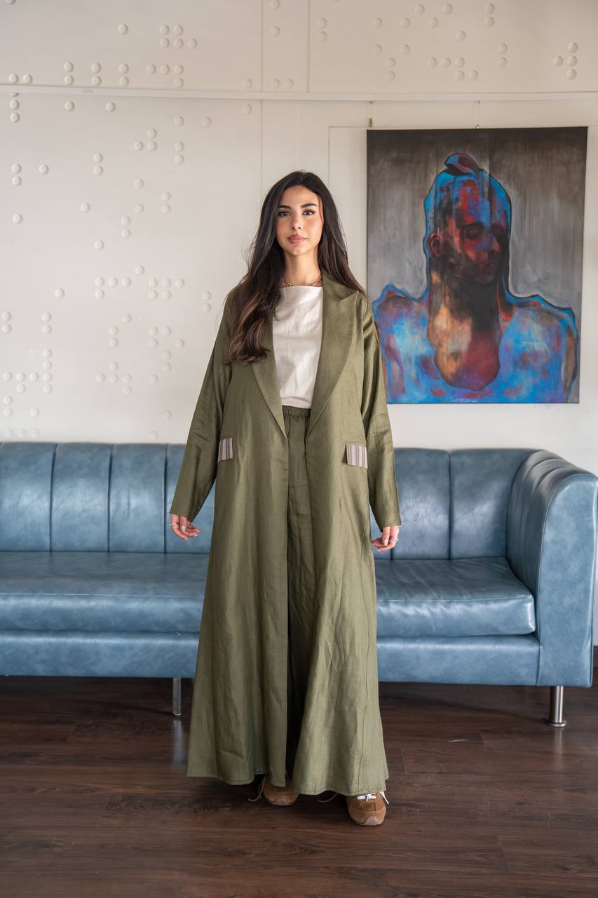 عباية بخام اللينن باللون الاخضر .C: 6777