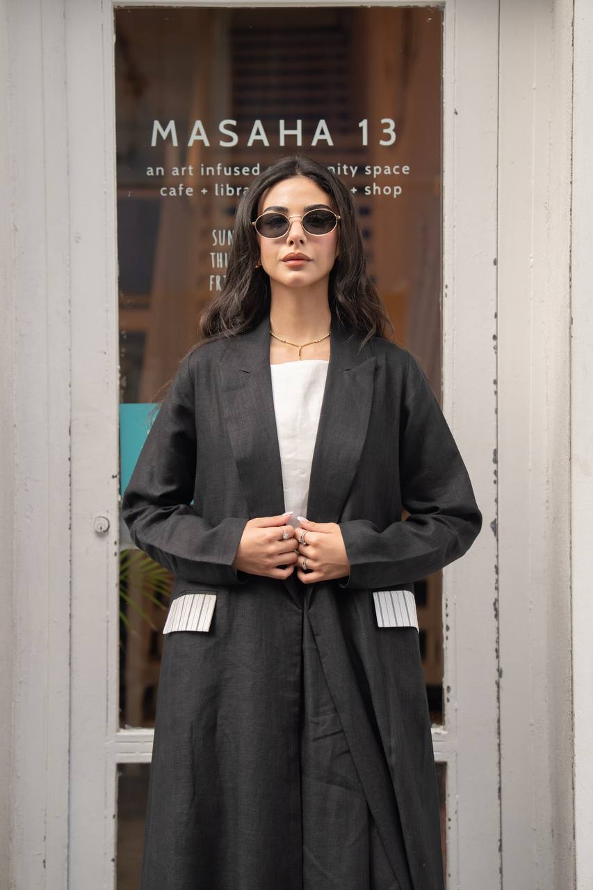 Linen abaya in black. C:6777
