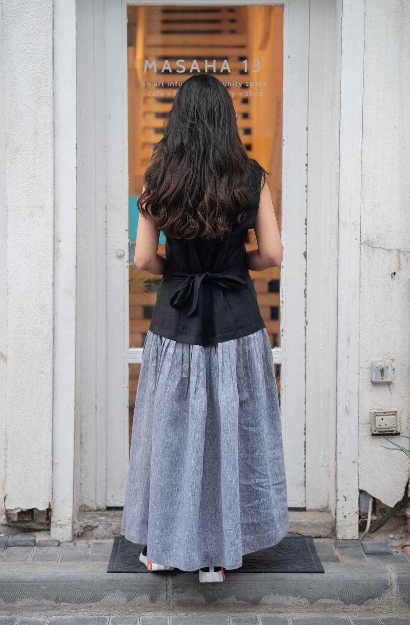 Linen dress . C:208