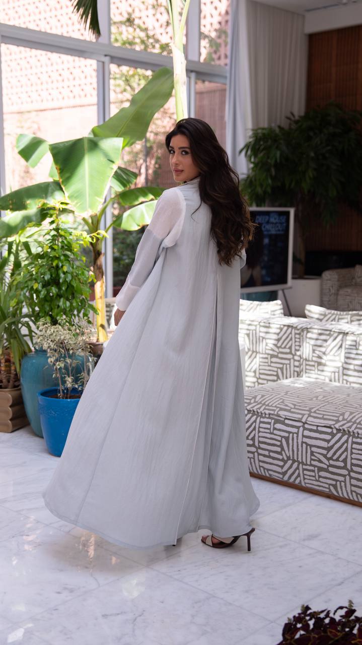Linen blazer abaya with pleats on the sides.C:6796