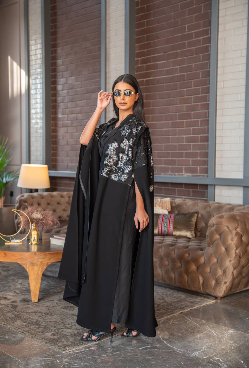 Black crepe abaya with embroidery C:6596 Black (Free size)