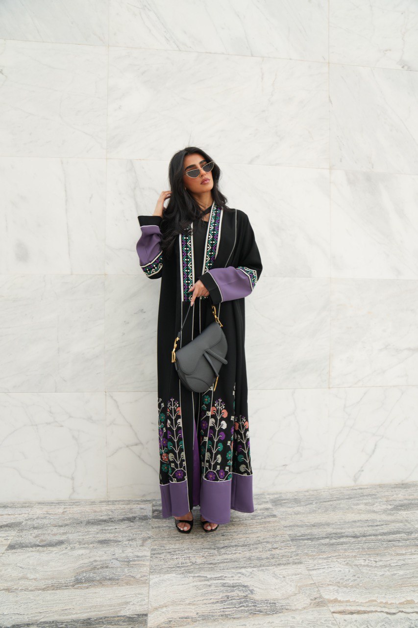 ABAYA CREPE WITH EMBROIDERY C:6379