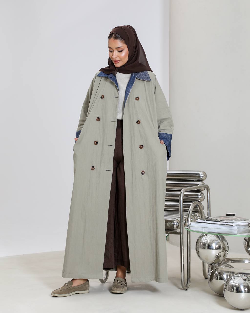 Free size trench coat, in pistachio color with denim details C:6656