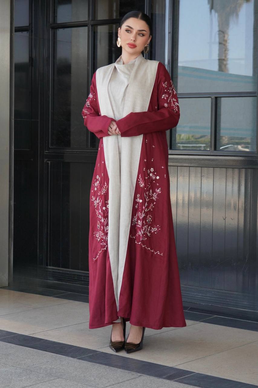 عباية لينن باللون العنابي مع شك يدوي . C:6753