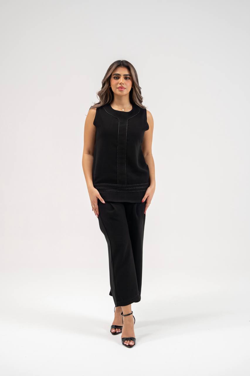 Blouse and pants set, black crepe. C:231 black