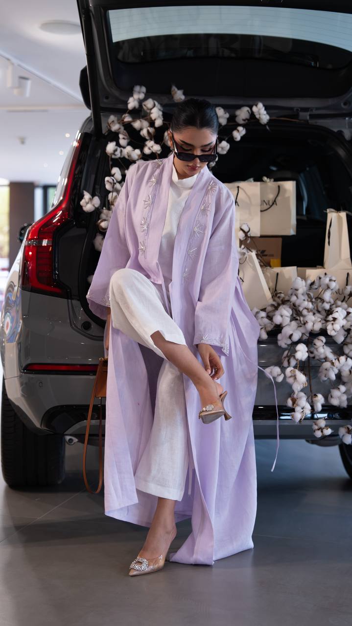 Light purple linen abaya with hand-stitched details. C:6790