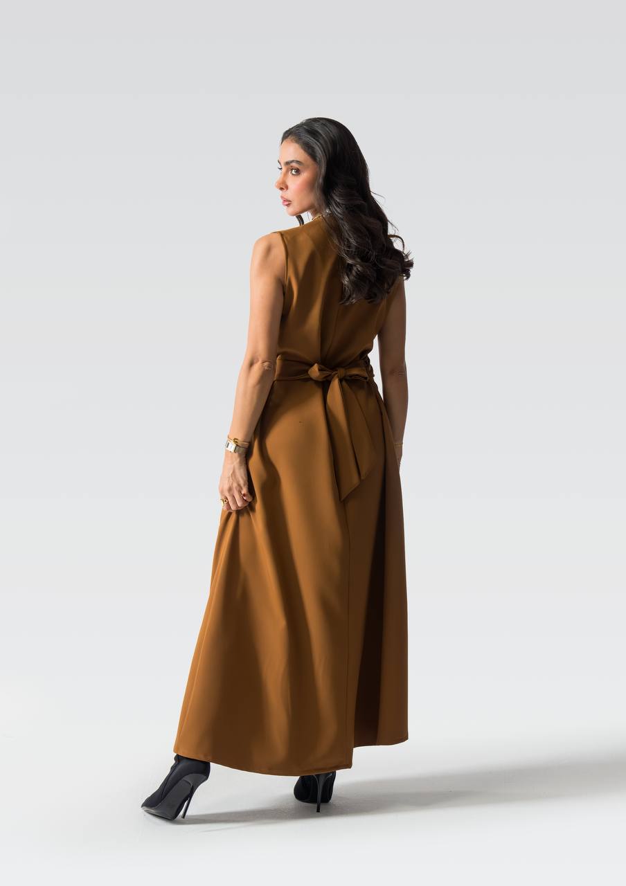Camel-colored crepe dress.C:258