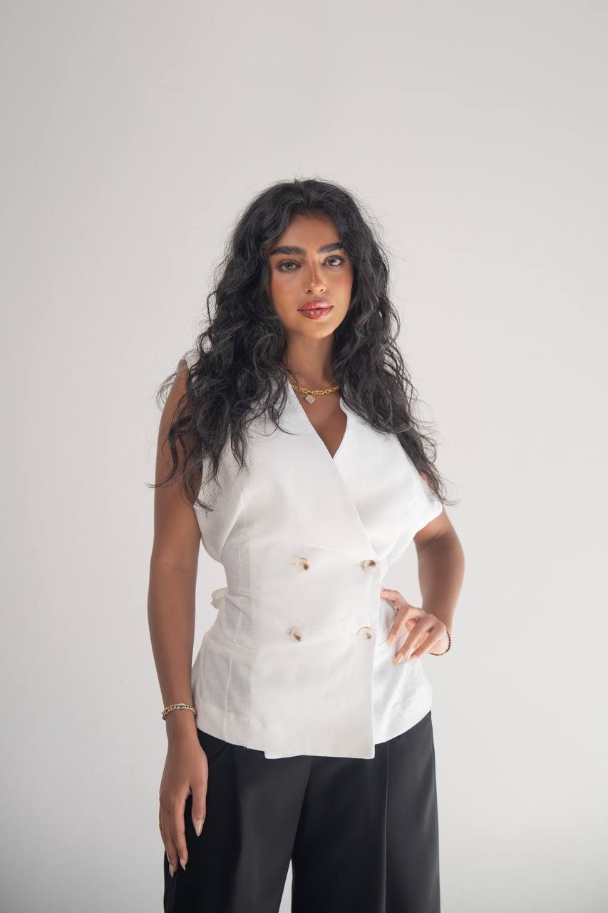 White linen vest set with black crepe pants C:206