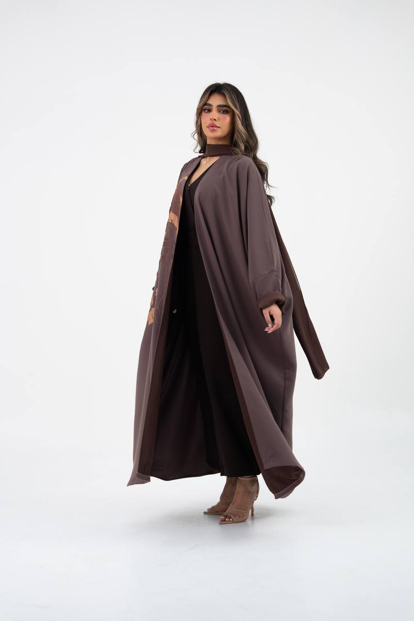 عباية بشت كريب باللون الكوفي مع تطريز, C:6769