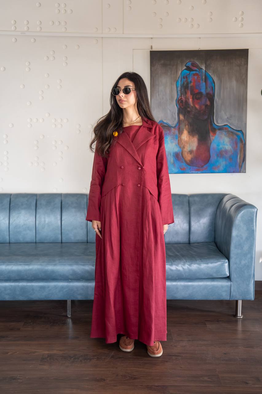 عباية بخام اللينن باللون الاحمر . C: 6776 red