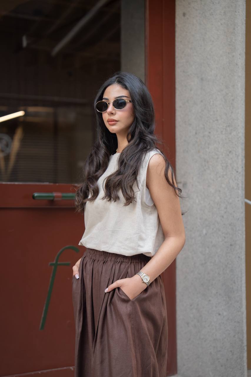 Beige blouse and brown trousers set, linen. C:235 Beige/Brown