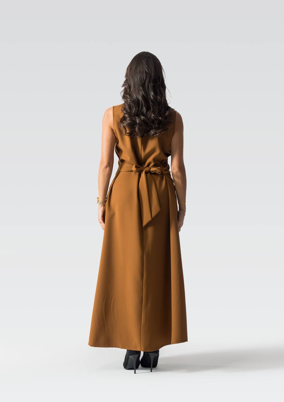 Camel-colored crepe dress.C:258