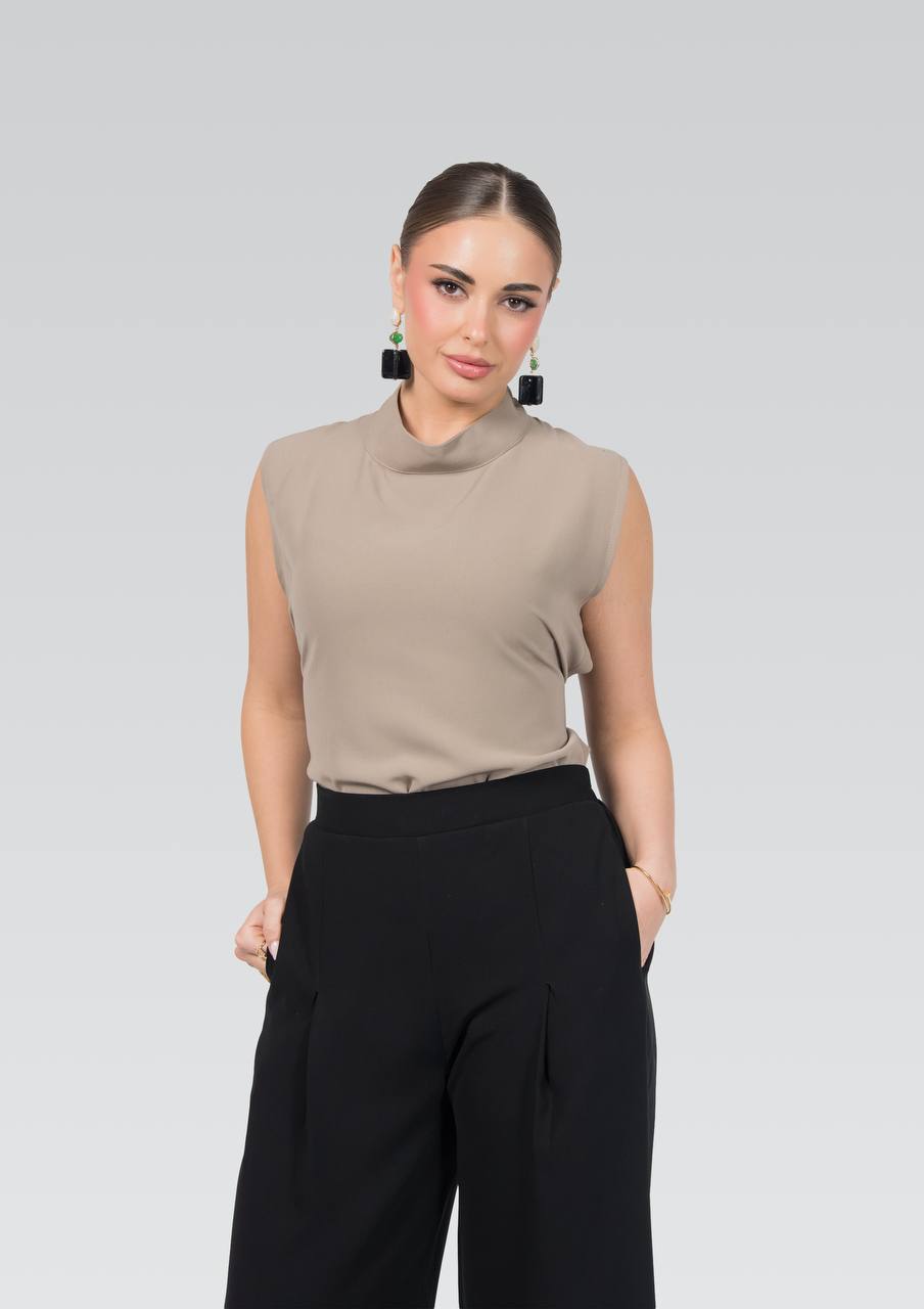 Blouse and trousers set.C:260