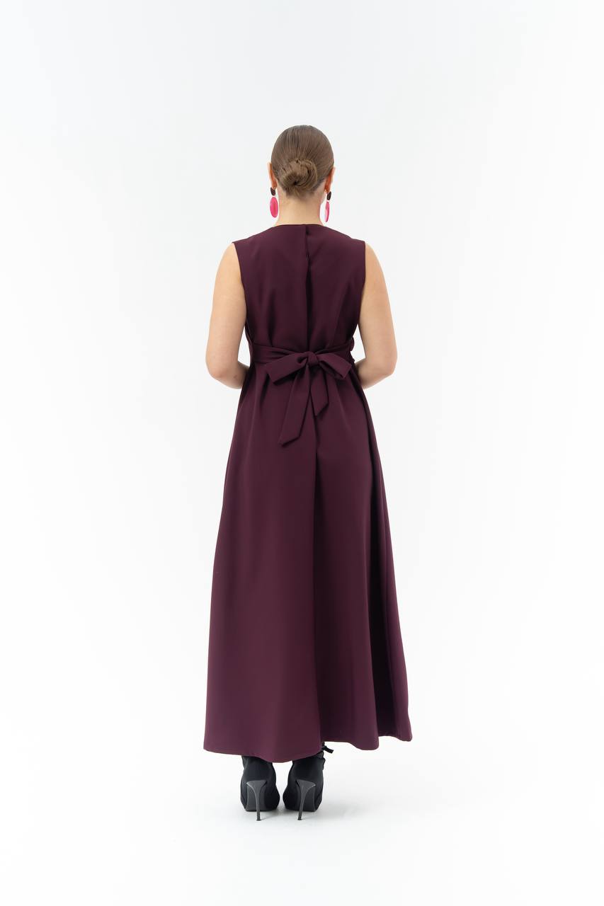 Burgundy crepe dress.C:257