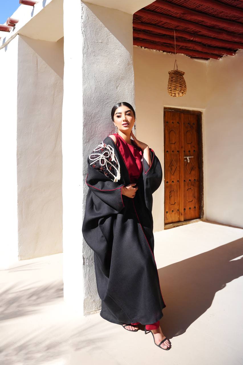 Abaya made of burlap fabric, black , with embroidery C:6612 (Free size)