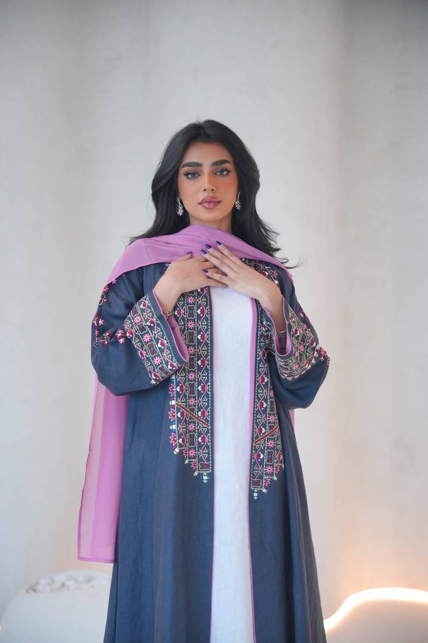 Linen abaya in navy blue with embroidery C:6604