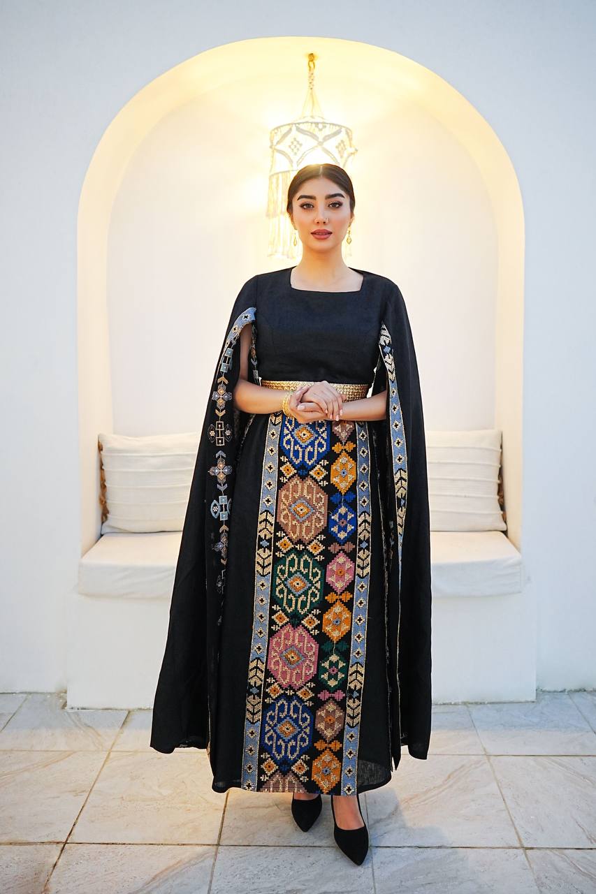 Daraa made of plain linen fabric with embroidered linen, in black color C:6607 Black