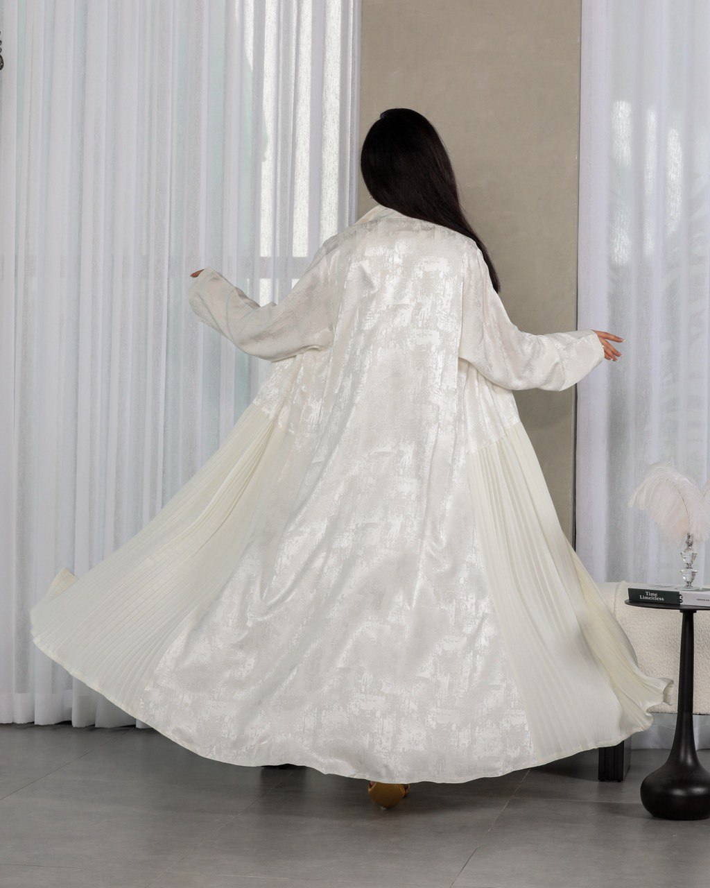 ABAYA CREPE WITH PLEATED C:6419WITHE