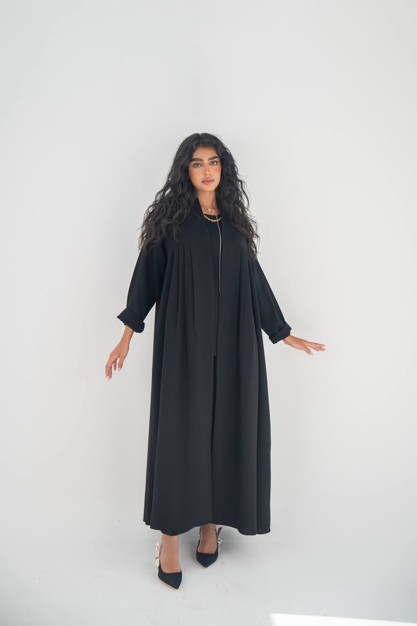 Black crepe abaya with pleats C:6649