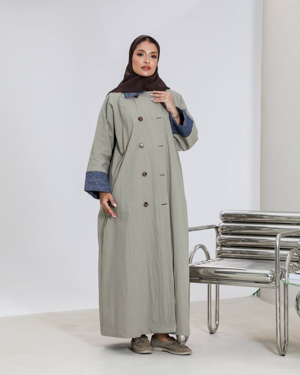Free size trench coat, in pistachio color with denim details C:6656